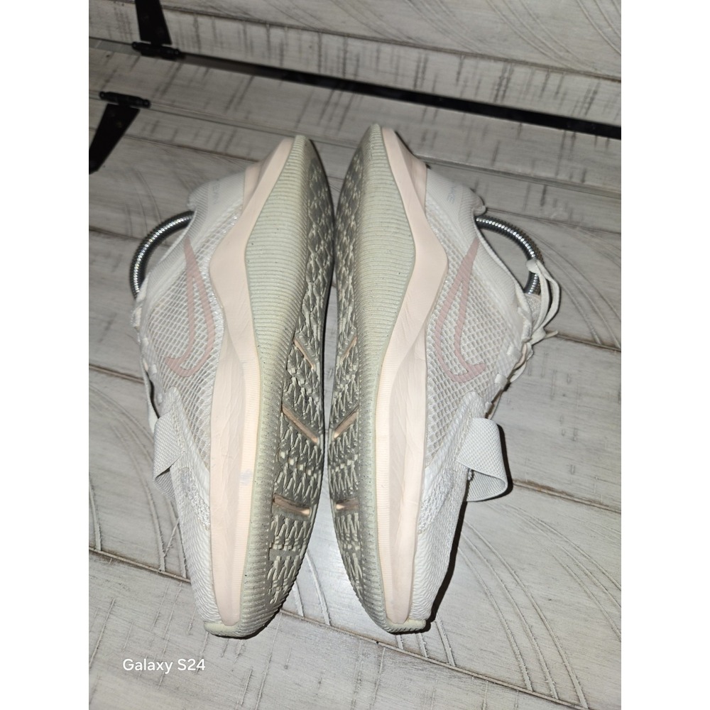 Nike MC Trainer 2 Pale Ivory DM0824-104 Women's Size 7 Shoes - Picture 9 of 10